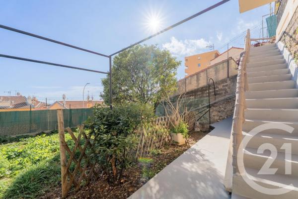 Maison à vendre  4 pièces - 88,30 m 2   BEAUSOLEIL  - 06