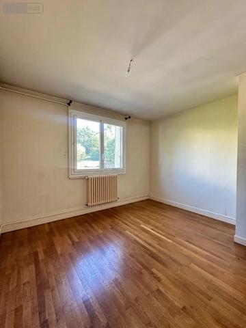 Location - Appartement Ussel 19200 3 pièces 70 m 2