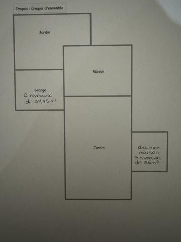 Billom (63160) Magnifique bâtisse à rénover au cœur de Billom