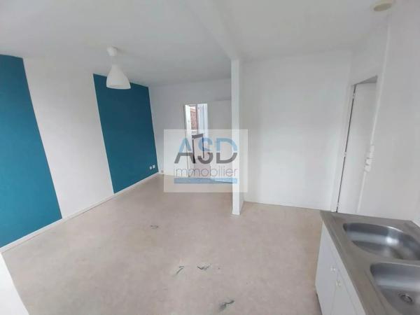 Location immobilière : Appartement à Lys-lez-Lannoy  2 pièces 40 m² 621 € / Mois (Charges comprises)- ASD Immobilier.