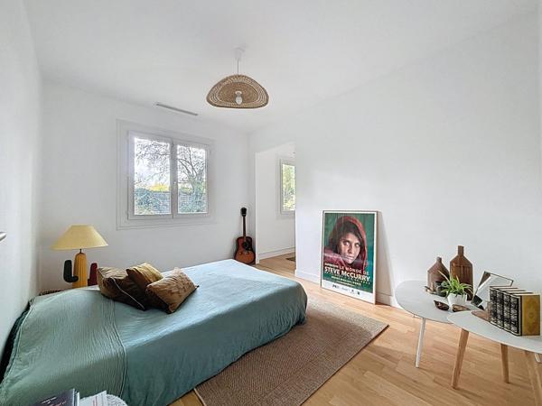 Rare à la vente - Vaste plain pied au calme