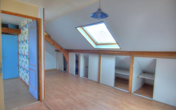 Maison à vendre    8 pièces • 228,10 m2 Saint-Jean-le-Blanc