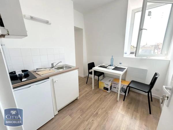 Appartement à louer 2 pièces 18.78m² Valenciennes (59300)