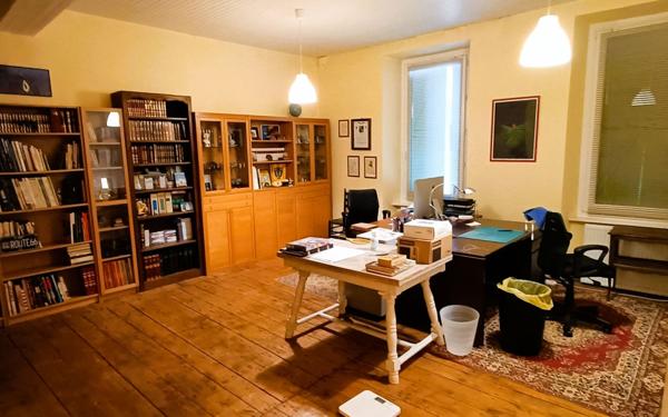 Maison à vendre    7 pièces • 311 m2 Cazères