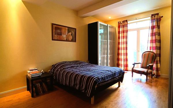 Maison à vendre    7 pièces • 311 m2 Cazères