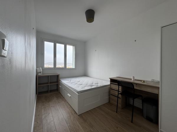 Appartement T5 de 81 m² avec balcon proche CHU
