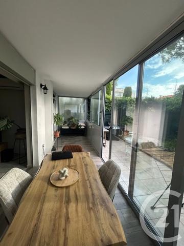 Appartement F2 à vendre  2 pièces - 55 m 2   NICE  - 06