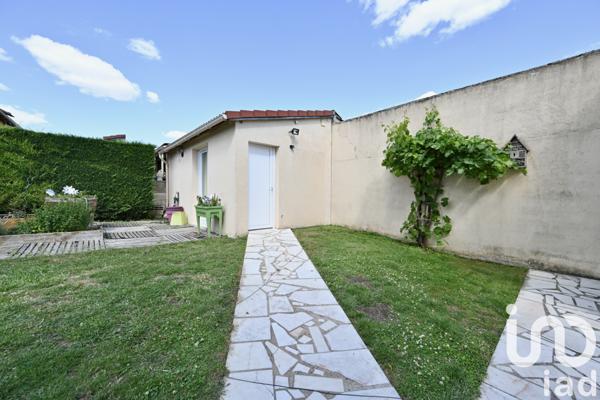 Maison à vendre 6 pièces 121 m² Villenoy