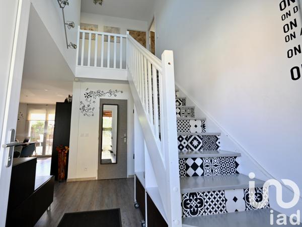 Maison à vendre 6 pièces 121 m² Villenoy