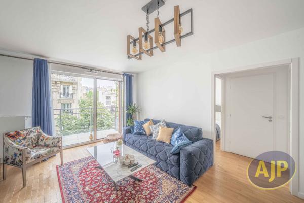 Biens de prestige à vendre Paris 15eme : 925 600 € - AJP Delon Immobilier Grenelle