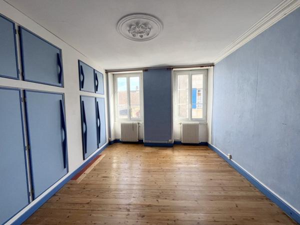 Maison à vendre 93 415 € Châteauroux 3 p 82 m² DPE D