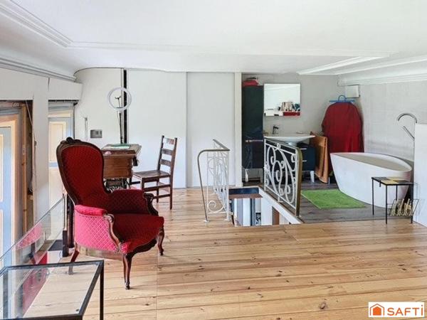 Appartement T2 duplex 53 m2 dans parc du chateau sur 9 hectares