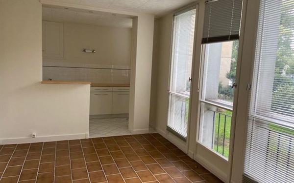 Appartement à louer    1 pièce •  Boulogne-Billancourt