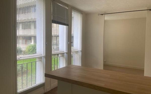 Appartement à louer    1 pièce •  Boulogne-Billancourt