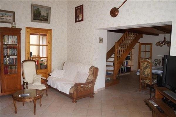 Village de Boult, maison ancienne rénovée 130 m², 3 chambres.