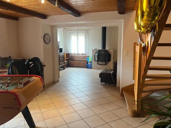 Village de Boult, maison ancienne rénovée 130 m², 3 chambres.