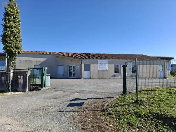 Achat - Fonds et/ou murs commerciaux Saintes 17100 9 pièces 249 m 2 2123 m 2