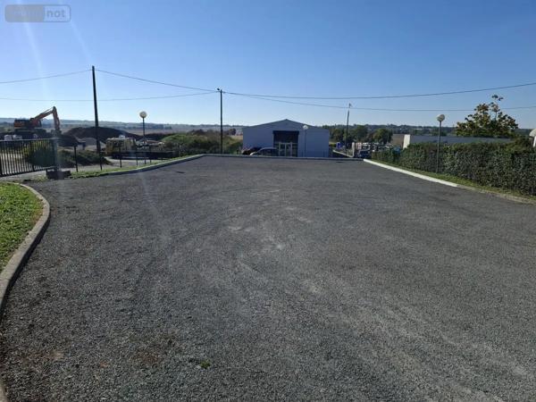 Achat - Fonds et/ou murs commerciaux Saintes 17100 9 pièces 249 m 2 2123 m 2