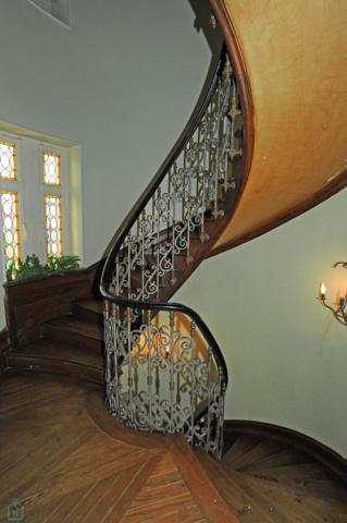 CHATEAU DU 18EME AVEC DEPENDANCES, 960 M², 24 PIECES