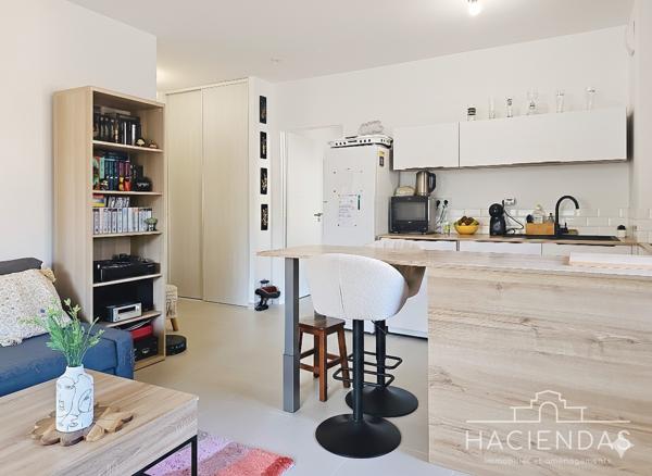 Ventabren (13122) Le charme de la vie de village provençale avec confort et praticité