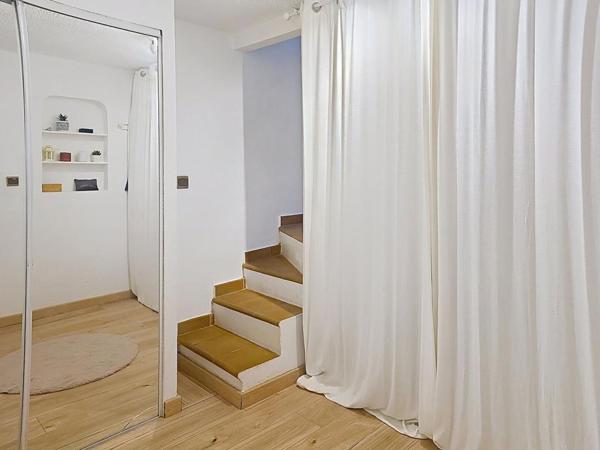 Maison de ville - 130 m² climatisé, au calme, vue sur les toits et le Coudon