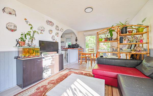 Appartement à vendre    2 pièces • 48,13 m2 Montreuil