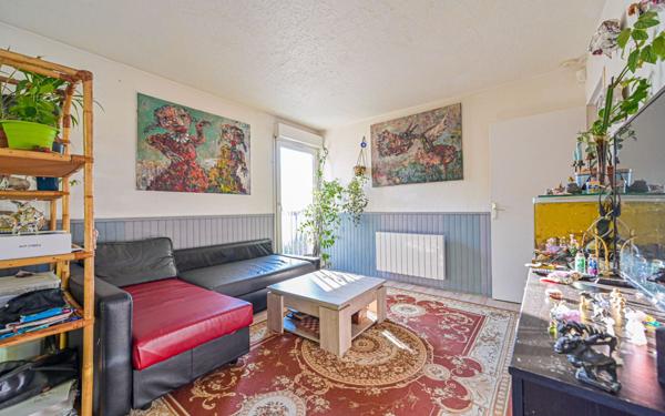 Appartement à vendre    2 pièces • 48,13 m2 Montreuil