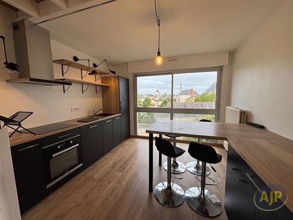 Appartement à louer Angers : 2 pièces, 53m² avec 1 chambre(s) à 999€ - AJP Immobilier Angers
