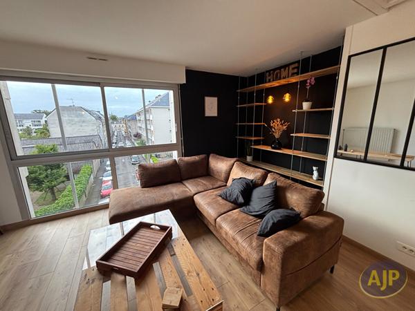 Appartement à louer Angers : 2 pièces, 53m² avec 1 chambre(s) à 999€ - AJP Immobilier Angers