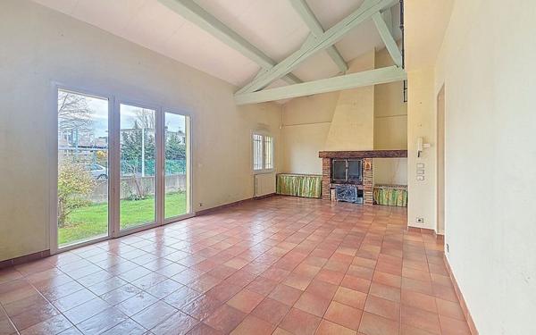 Maison à vendre    7 pièces • 140,83 m2 Cagnes-sur-Mer