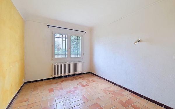 Maison à vendre    7 pièces • 140,83 m2 Cagnes-sur-Mer