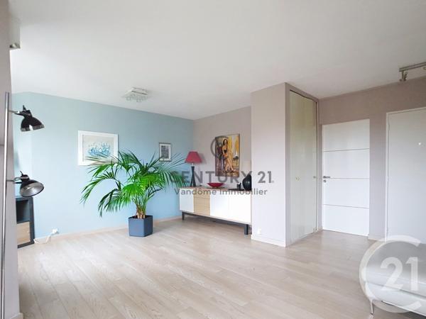 Appartement F2 à vendre  3 pièces - 67,86 m2 CREPY EN VALOIS - 60