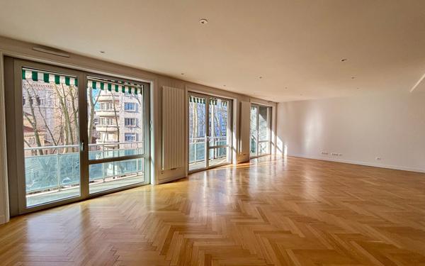 Appartement à vendre    4 pièces • 134,17 m2 Lyon 6