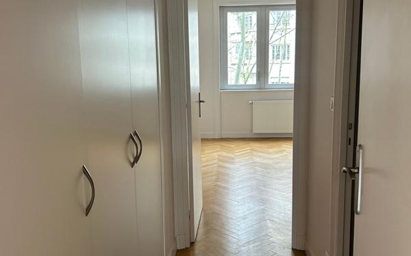 Appartement à vendre    4 pièces • 134,17 m2 Lyon 6