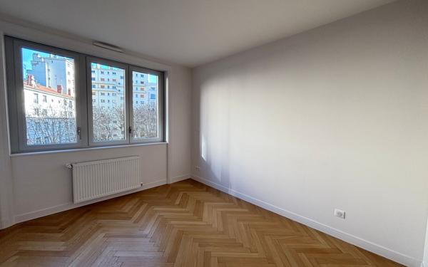 Appartement à vendre    4 pièces • 134,17 m2 Lyon 6