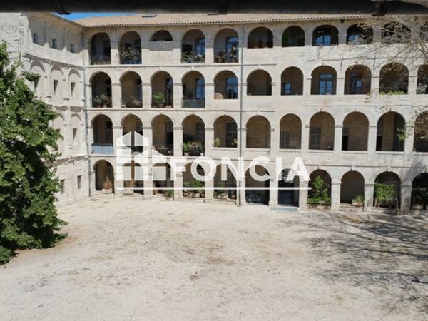 Location Studio 28.36 m² - 46 RUE DES LICES Avignon 84000