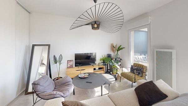 Appartement T3 de 62m² - Résidence sécurisée avec 2 parkings + grande terrasse !