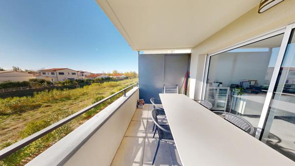 Appartement T3 de 62m² - Résidence sécurisée avec 2 parkings + grande terrasse !