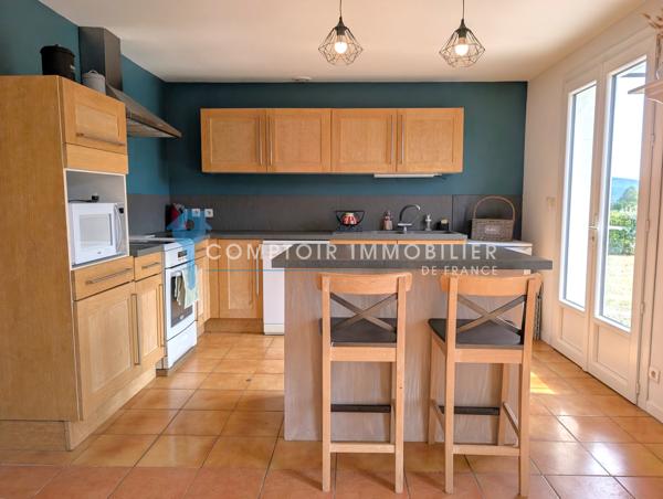 Villa 5 pièce(s) 4 chambre(s) 121 m²