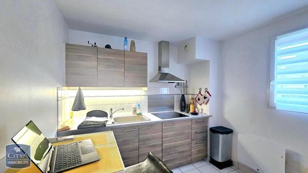 Appartement à louer 1 pièce 30.7m²