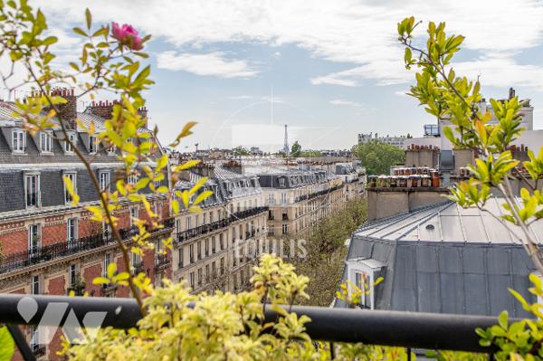 Appartement dernier étage Penthouse village Batignolles
