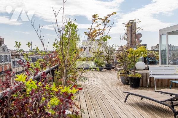 Appartement dernier étage Penthouse village Batignolles