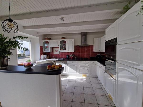 Maison à vendre à Pontivy dans le Morbihan (56300), ref : 56062-2241