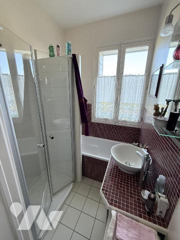 Maison avec magnifique jardin à CARTERET