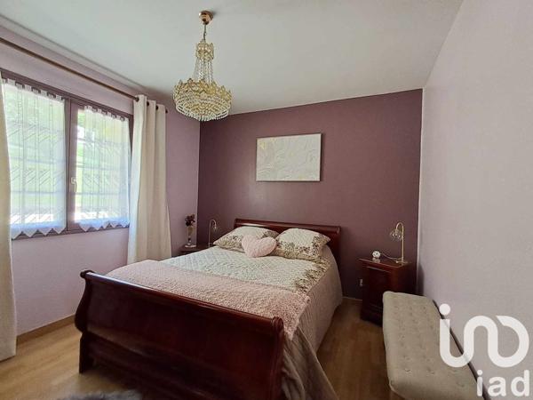 Pavillon 6 pièces de 100 m² à Chablis (89800)