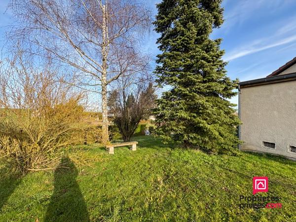 Pavillon sur sous sol 4 chambres avec jardin Courcelles les Semur