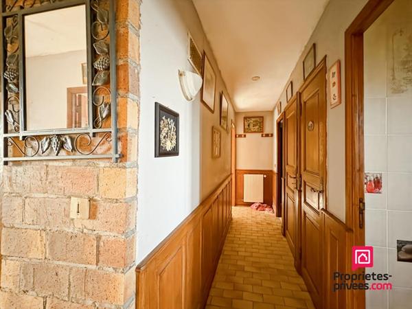 Pavillon sur sous sol 4 chambres avec jardin Courcelles les Semur