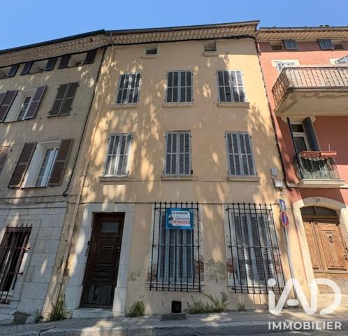 Maison à vendre 6 pièces 180 m² Brignoles