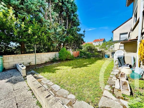 Maison à vendre  5 pièces - 100,13 m 2   L HAY LES ROSES  - 94