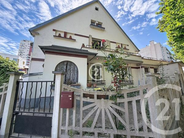 Maison à vendre  5 pièces - 100,13 m 2   L HAY LES ROSES  - 94